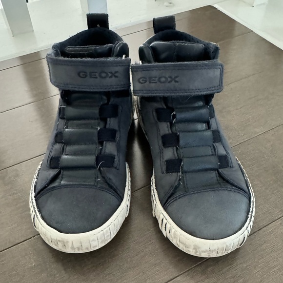 GEOX J Aloniso Distressed High Top Sneakers - Picture 3 of 8